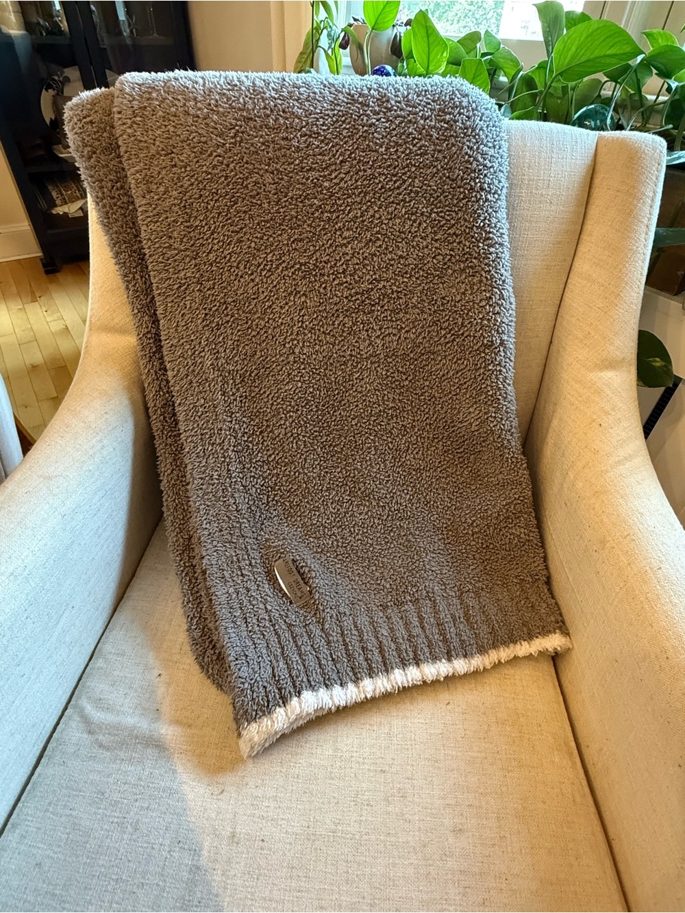 Barefoot Dreams Plush Taupe Sherpa Throw with Cream Trim